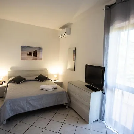 Esterita 4*