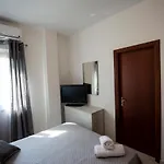 Esterita 4*