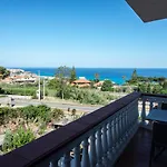 Esterita 4*