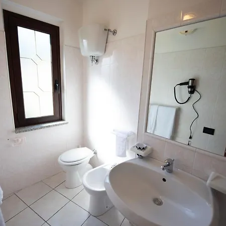 Esterita Couette-café