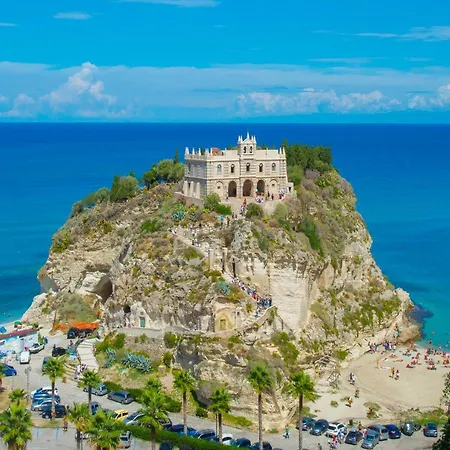 Esterita 4* Паргелия