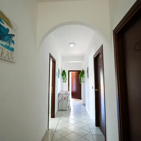 Esterita 4*