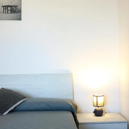 Esterita 4*