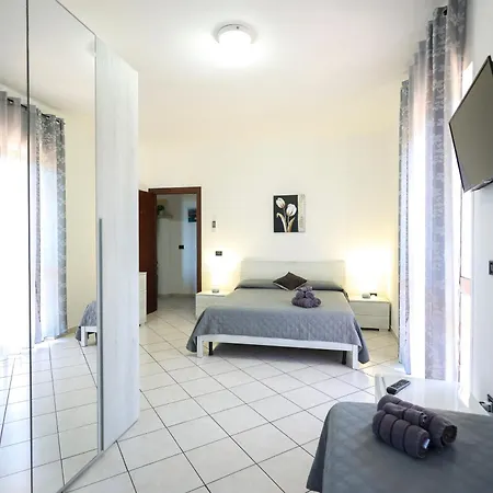 Esterita Couette-café Parghelia