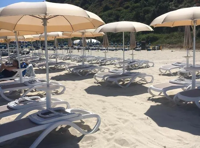 住宿加早餐酒店 Esterita 4*